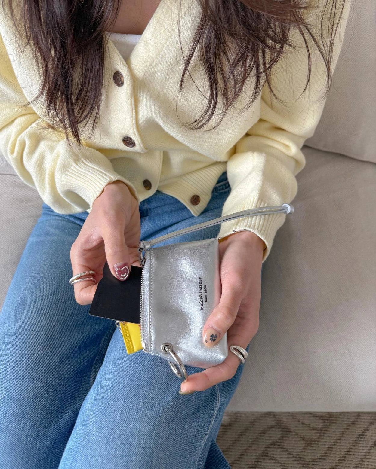 A107 亮面牛皮|Cloud Pouch