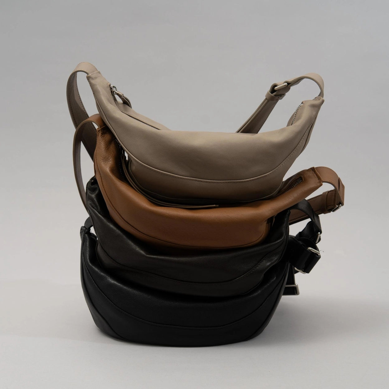 Mardi; mardi mercredi; 韓國代購;代購;korea; bag; leather; handbag; 牛皮;羊皮;手袋;皮袋;bucks & leather; fashion; 時裝; 韓國;正貨;正版;正品;韓國直送;代購直送;衛衣;hoodie; 東大門