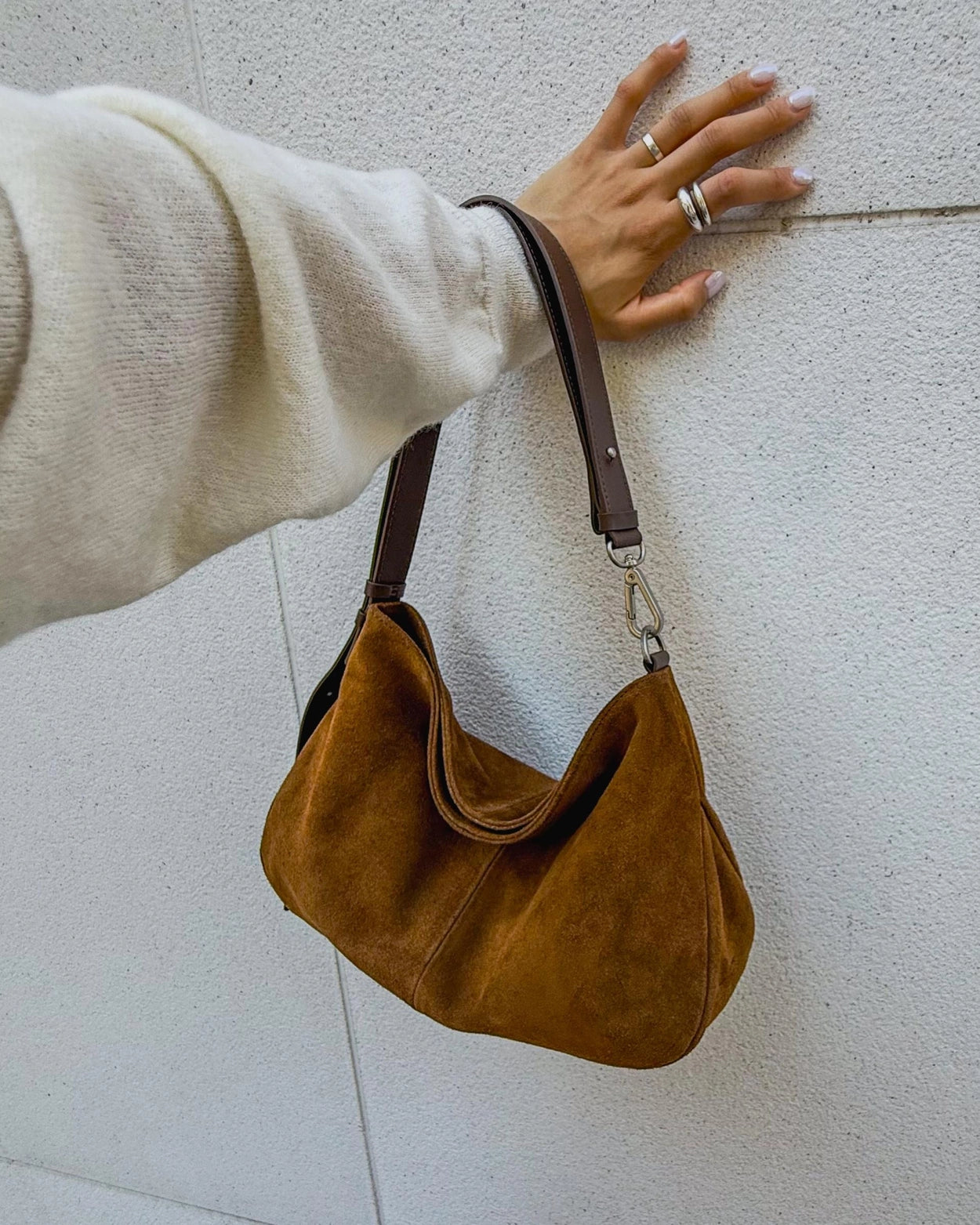 Mardi; mardi mercredi; 韓國代購;代購;korea; bag; leather; handbag; 牛皮;羊皮;手袋;皮袋;bucks & leather; fashion; 時裝; 韓國;正貨;正版;正品;韓國直送;代購直送;衛衣;hoodie; 東大門