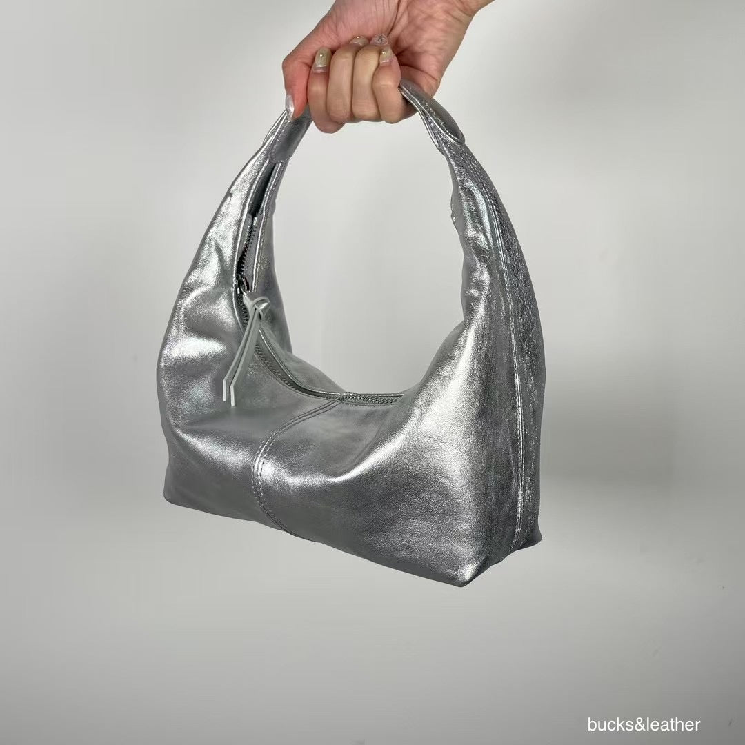 Mardi; mardi mercredi; 韓國代購;代購;korea; bag; leather; handbag; 牛皮;羊皮;手袋;皮袋;bucks & leather; fashion; 時裝; 韓國;正貨;正版;正品;韓國直送;代購直送;衛衣;hoodie; 東大門