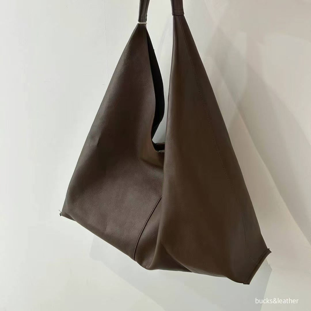 Mardi; mardi mercredi; 韓國代購;代購;korea; bag; leather; handbag; 牛皮;羊皮;手袋;皮袋;bucks & leather; fashion; 時裝; 韓國;正貨;正版;正品;韓國直送;代購直送;衛衣;hoodie; 東大門;韓國代購;韓國直送;韓國袋;韓國手袋;韓國製造;真皮手袋;牛皮袋;羊皮袋;korea; made in korea; 韓國正版