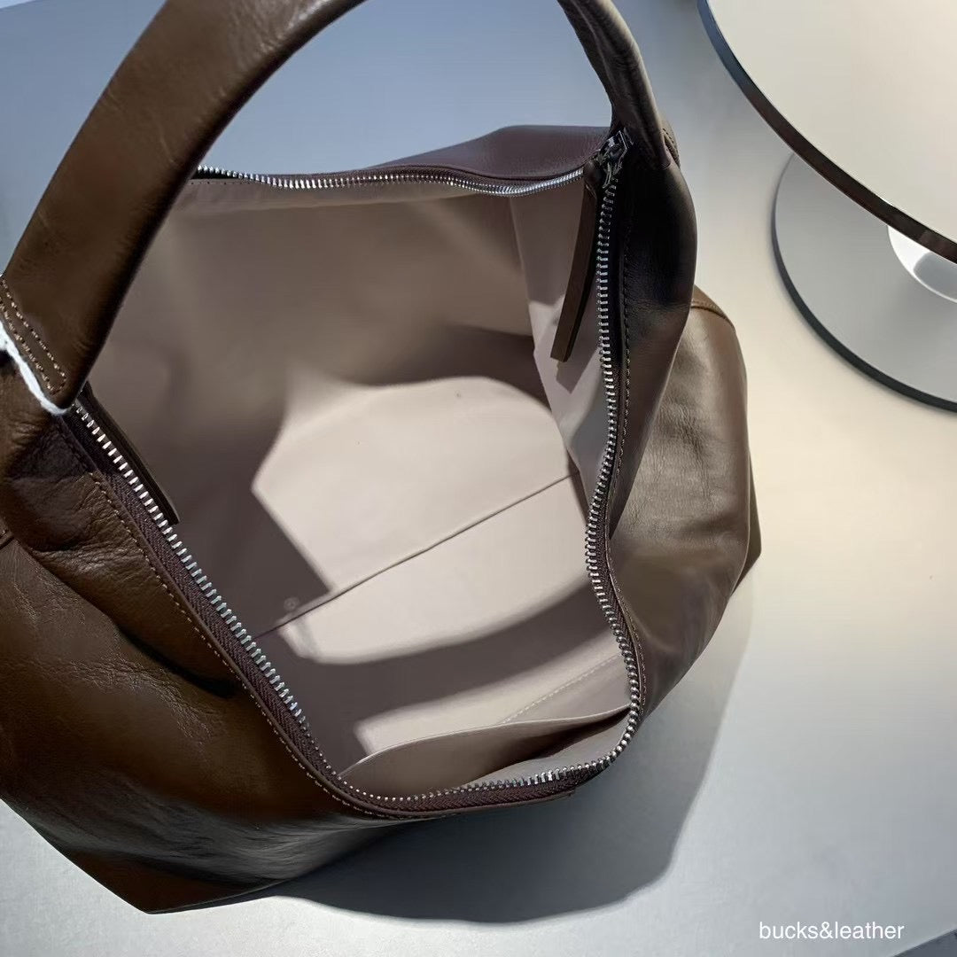 Mardi; mardi mercredi; 韓國代購;代購;korea; bag; leather; handbag; 牛皮;羊皮;手袋;皮袋;bucks & leather; fashion; 時裝; 韓國;正貨;正版;正品;韓國直送;代購直送;衛衣;hoodie; 東大門;韓國代購;韓國直送;韓國袋;韓國手袋;韓國製造;真皮手袋;牛皮袋;羊皮袋;korea; made in korea; 韓國正版