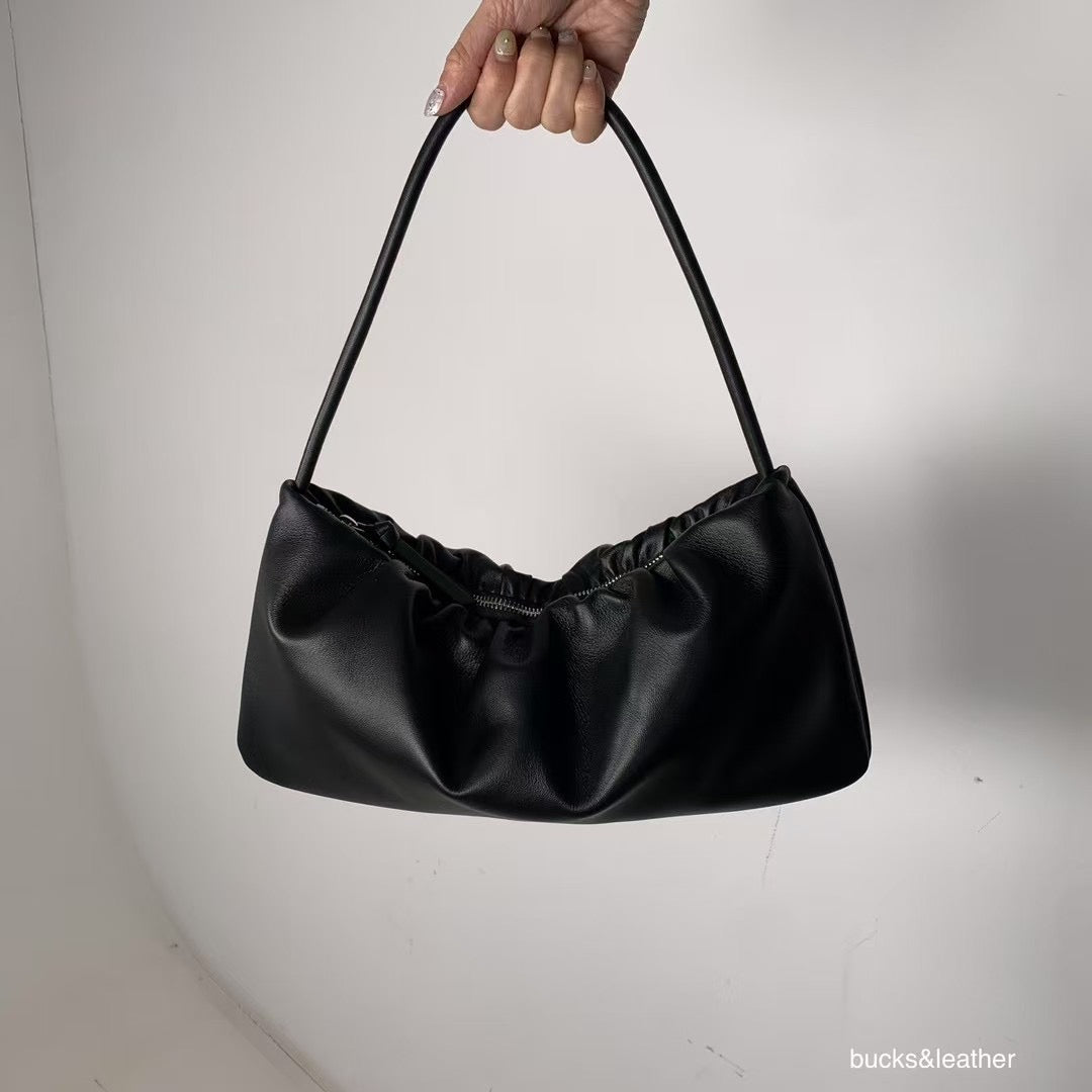 Mardi; mardi mercredi; 韓國代購;代購;korea; bag; leather; handbag; 牛皮;羊皮;手袋;皮袋;bucks & leather; fashion; 時裝; 韓國;正貨;正版;正品;韓國直送;代購直送;衛衣;hoodie; 東大門;韓國代購;韓國直送;韓國袋;韓國手袋;韓國製造;真皮手袋;牛皮袋;羊皮袋;korea; made in korea; 韓國正版