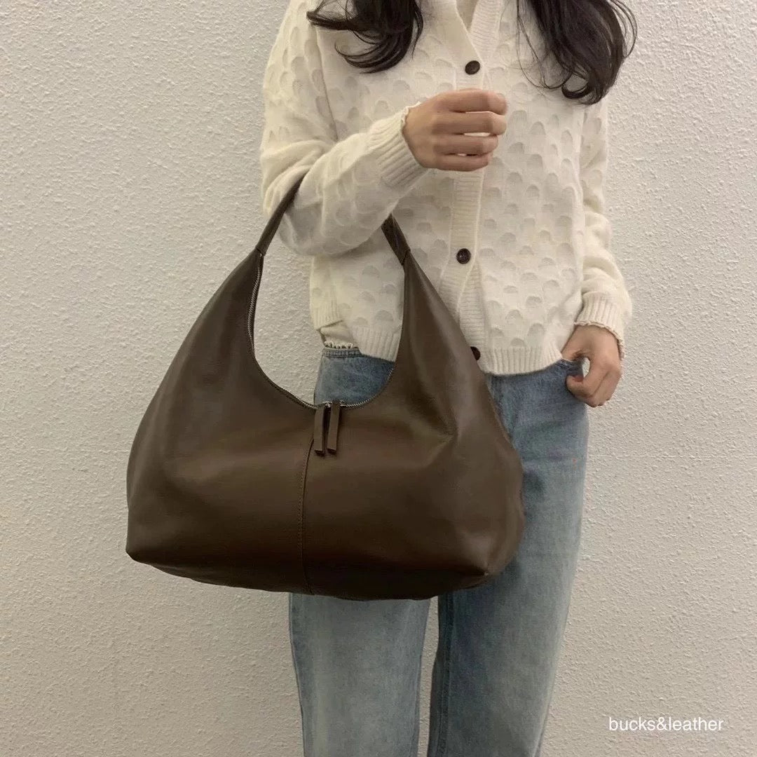 Mardi; mardi mercredi; 韓國代購;代購;korea; bag; leather; handbag; 牛皮;羊皮;手袋;皮袋;bucks & leather; fashion; 時裝; 韓國;正貨;正版;正品;韓國直送;代購直送;衛衣;hoodie; 東大門;韓國代購;韓國直送;韓國袋;韓國手袋;韓國製造;真皮手袋;牛皮袋;羊皮袋;korea; made in korea; 韓國正版