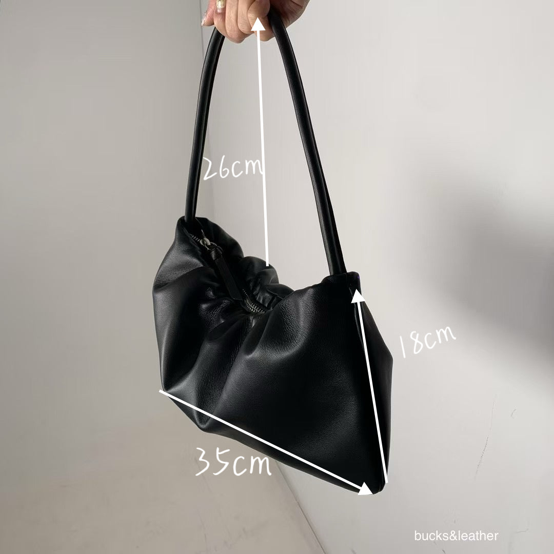 Mardi; mardi mercredi; 韓國代購;代購;korea; bag; leather; handbag; 牛皮;羊皮;手袋;皮袋;bucks & leather; fashion; 時裝; 韓國;正貨;正版;正品;韓國直送;代購直送;衛衣;hoodie; 東大門;韓國代購;韓國直送;韓國袋;韓國手袋;韓國製造;真皮手袋;牛皮袋;羊皮袋;korea; made in korea; 韓國正版