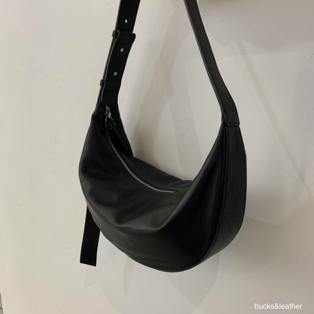 Mardi; mardi mercredi; 韓國代購;代購;korea; bag; leather; handbag; 牛皮;羊皮;手袋;皮袋;bucks & leather; fashion; 時裝; 韓國;正貨;正版;正品;韓國直送;代購直送;衛衣;hoodie; 東大門;韓國代購;韓國直送;韓國袋;韓國手袋;韓國製造;真皮手袋;牛皮袋;羊皮袋;korea; made in korea; 韓國正版