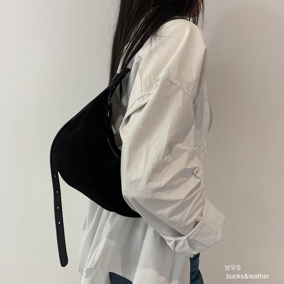 Mardi; mardi mercredi; 韓國代購;代購;korea; bag; leather; handbag; 牛皮;羊皮;手袋;皮袋;bucks & leather; fashion; 時裝; 韓國;正貨;正版;正品;韓國直送;代購直送;衛衣;hoodie; 東大門;韓國代購;韓國直送;韓國袋;韓國手袋;韓國製造;真皮手袋;牛皮袋;羊皮袋;korea; made in korea; 韓國正版