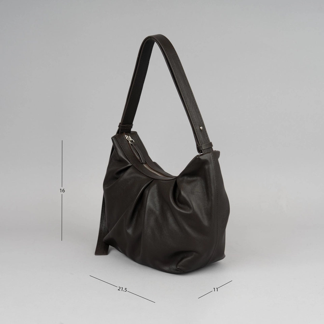 Mardi; mardi mercredi; 韓國代購;代購;korea; bag; leather; handbag; 牛皮;羊皮;手袋;皮袋;bucks & leather; fashion; 時裝; 韓國;正貨;正版;正品;韓國直送;代購直送;衛衣;hoodie; 東大門