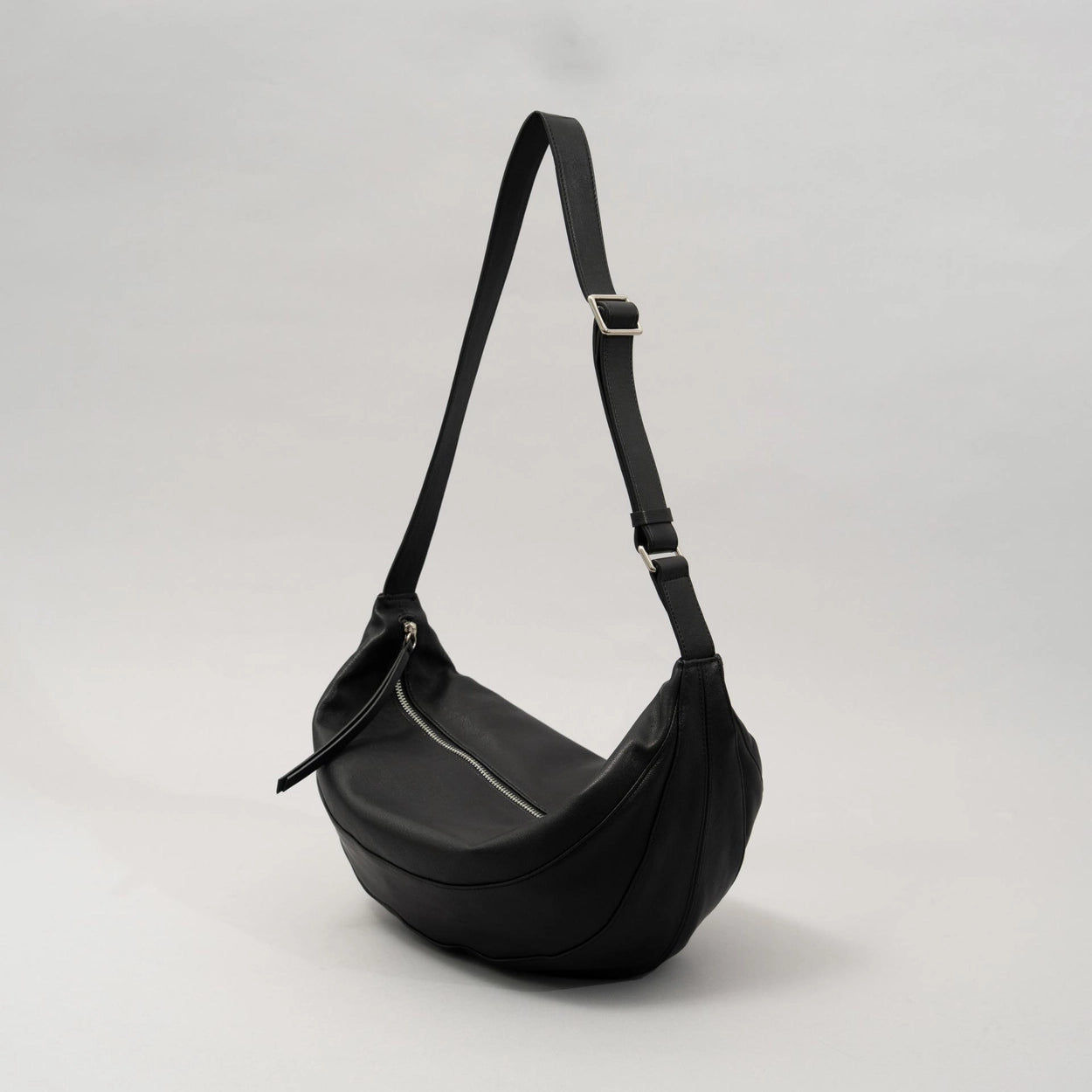 Mardi; mardi mercredi; 韓國代購;代購;korea; bag; leather; handbag; 牛皮;羊皮;手袋;皮袋;bucks & leather; fashion; 時裝; 韓國;正貨;正版;正品;韓國直送;代購直送;衛衣;hoodie; 東大門