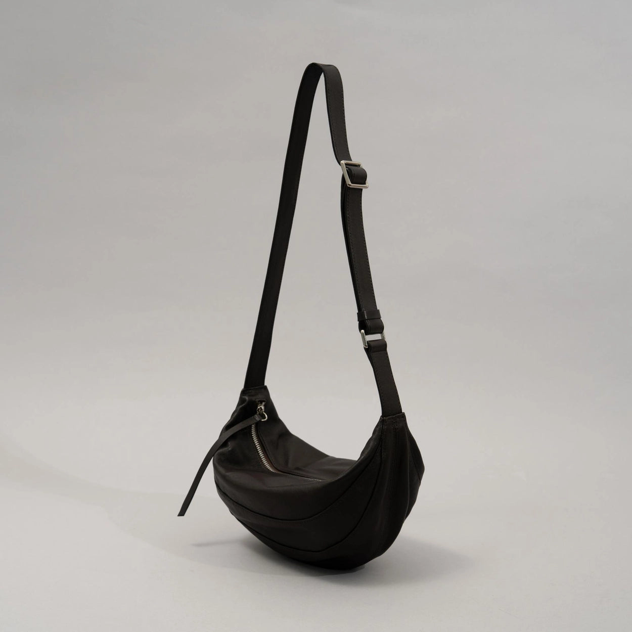 Mardi; mardi mercredi; 韓國代購;代購;korea; bag; leather; handbag; 牛皮;羊皮;手袋;皮袋;bucks & leather; fashion; 時裝; 韓國;正貨;正版;正品;韓國直送;代購直送;衛衣;hoodie; 東大門