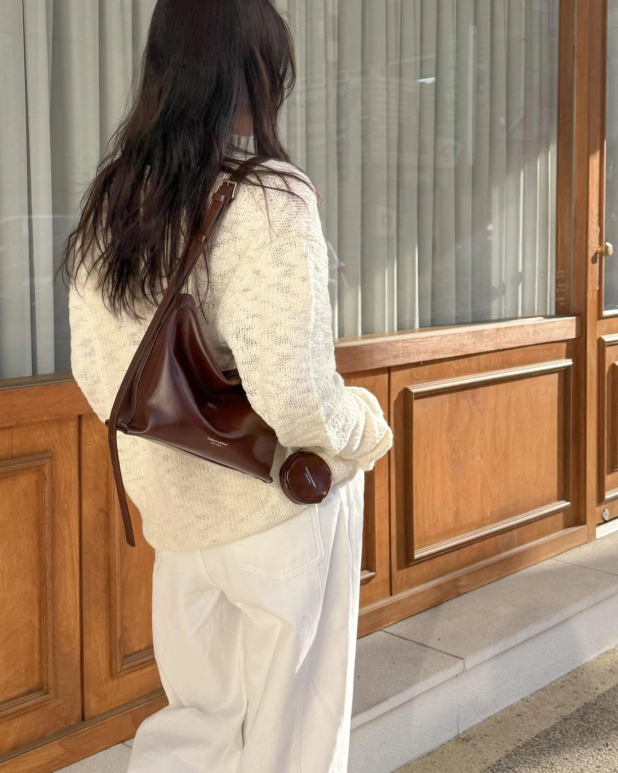 B205S bucks&leather ｜Low Bag/亮面牛皮（細）