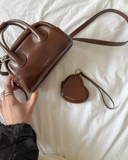 A106 (bucks&leather) Heart Pouch