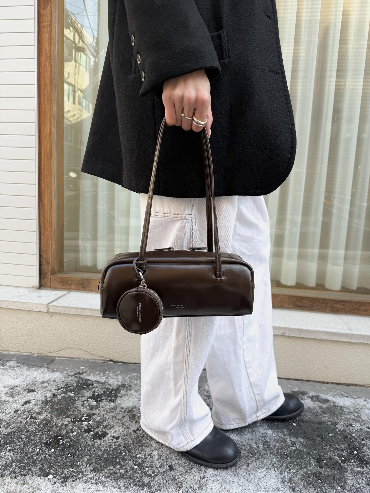 B203 牛皮亮面法棍袋 (細)