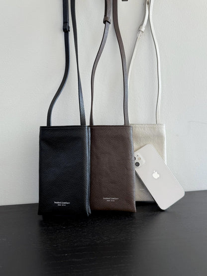 Mardi; mardi mercredi; 韓國代購；代購；korea; bag; leather; handbag; 牛皮；羊皮；手袋；皮袋；bucks & leather; fashion; 時裝； 韓國；正貨；正版；正品；韓國直送；代購直送；衛衣；hoodie; 東大門；韓國代購；韓國直送；韓國袋；韓國手袋；韓國製造；真皮手袋；牛皮袋；羊皮袋；korea; made in korea; 韓國正版