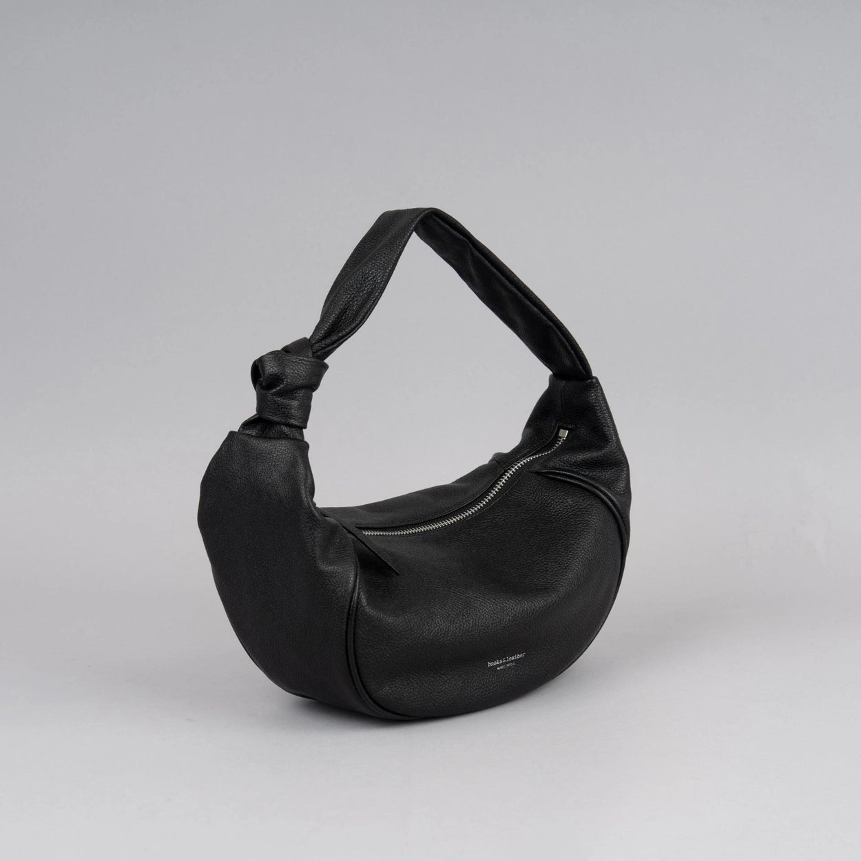 B183 柔軟打結司康包 Scone Bag (水洗牛皮)