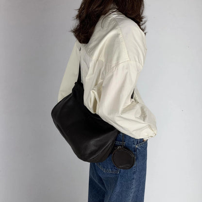 Mardi; mardi mercredi; 韓國代購；代購；korea; bag; leather; handbag; 牛皮；羊皮；手袋；皮袋；bucks & leather; fashion; 時裝； 韓國；正貨；正版；正品；韓國直送；代購直送；衛衣；hoodie; 東大門
