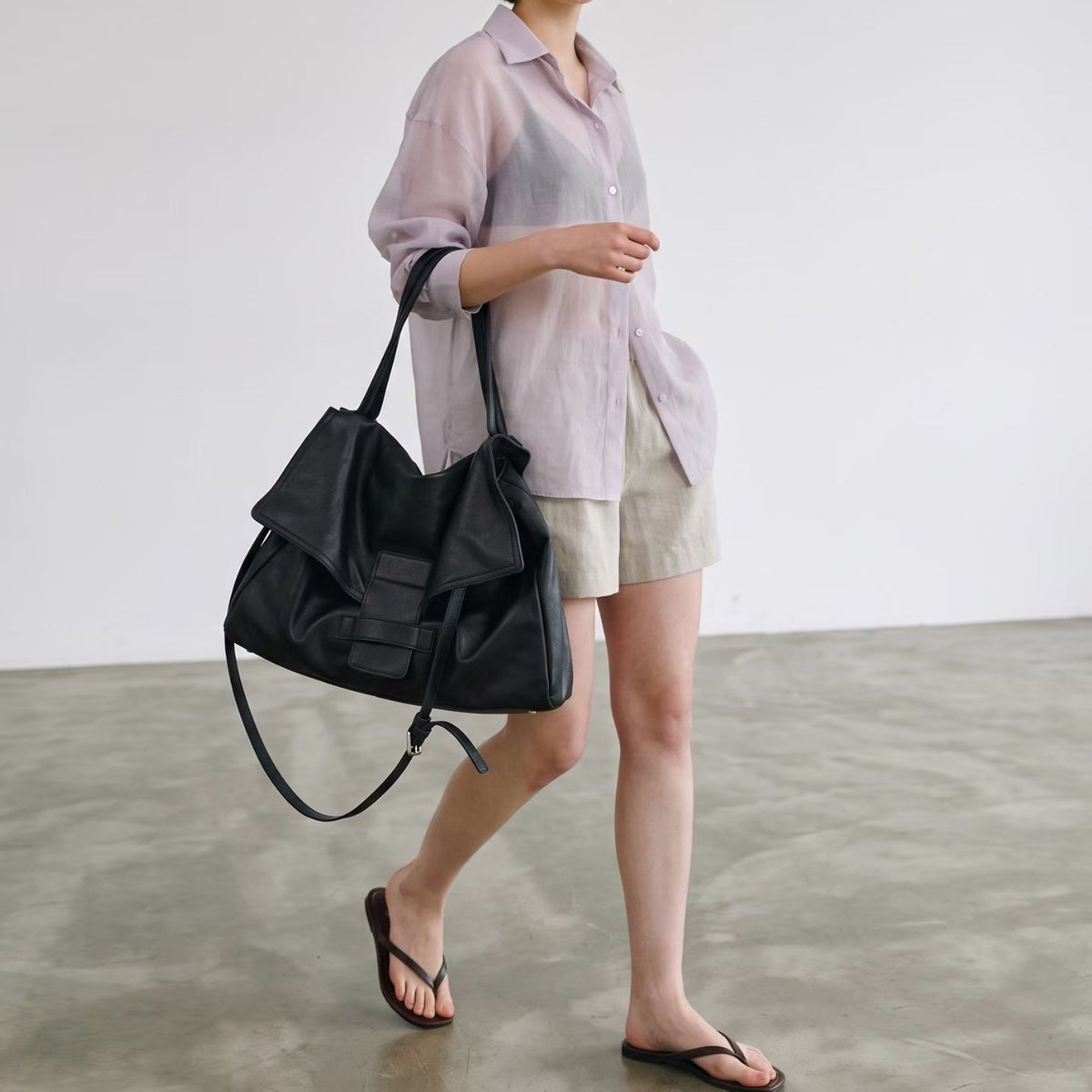 B228 Maxi Lune Soft Tote｜羊皮