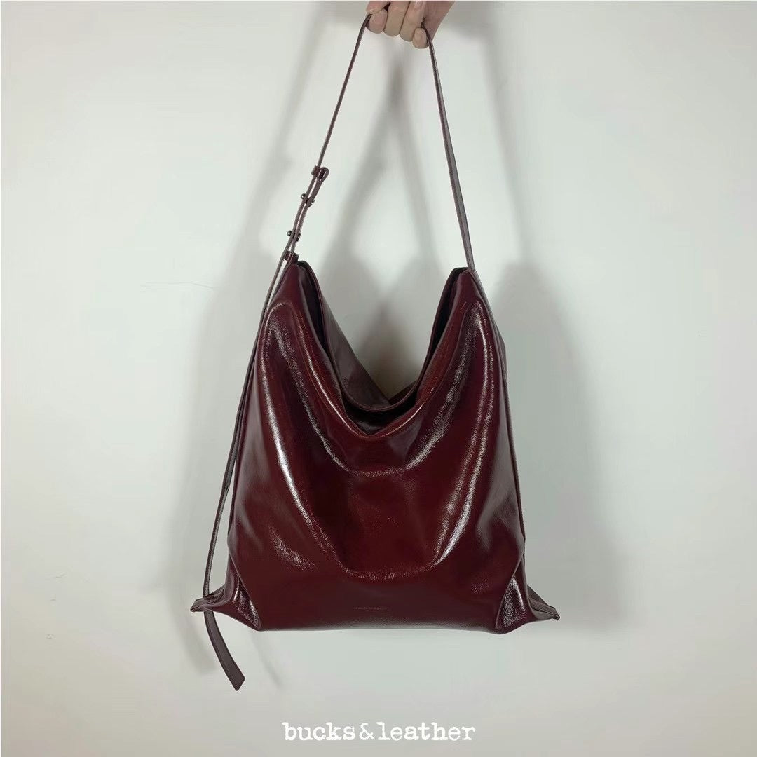 Mardi; mardi mercredi; 韓國代購；代購；korea; bag; leather; handbag; 牛皮；羊皮；手袋；皮袋；bucks & leather; fashion; 時裝； 韓國；正貨；正版；正品；韓國直送；代購直送；衛衣；hoodie; 東大門