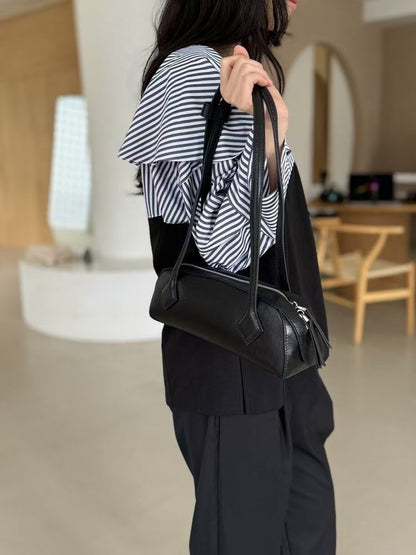 Mardi; mardi mercredi; 韓國代購；代購；korea; bag; leather; handbag; 牛皮；羊皮；手袋；皮袋；bucks & leather; fashion; 時裝； 韓國；正貨；正版；正品；韓國直送；代購直送；衛衣；hoodie; 東大門