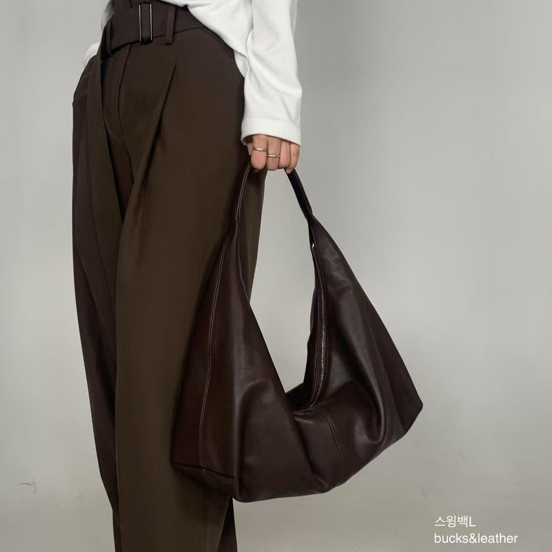 Mardi; mardi mercredi; 韓國代購；代購；korea; bag; leather; handbag; 牛皮；羊皮；手袋；皮袋；bucks & leather; fashion; 時裝； 韓國；正貨；正版；正品；韓國直送；代購直送；衛衣；hoodie; 東大門