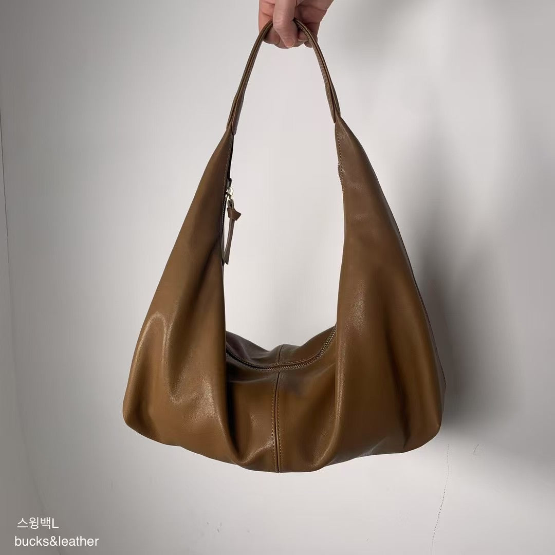 Mardi; mardi mercredi; 韓國代購；代購；korea; bag; leather; handbag; 牛皮；羊皮；手袋；皮袋；bucks & leather; fashion; 時裝； 韓國；正貨；正版；正品；韓國直送；代購直送；衛衣；hoodie; 東大門