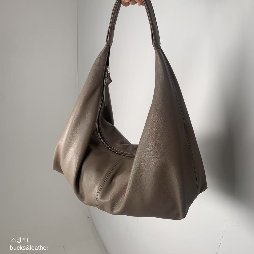 Mardi; mardi mercredi; 韓國代購；代購；korea; bag; leather; handbag; 牛皮；羊皮；手袋；皮袋；bucks & leather; fashion; 時裝； 韓國；正貨；正版；正品；韓國直送；代購直送；衛衣；hoodie; 東大門