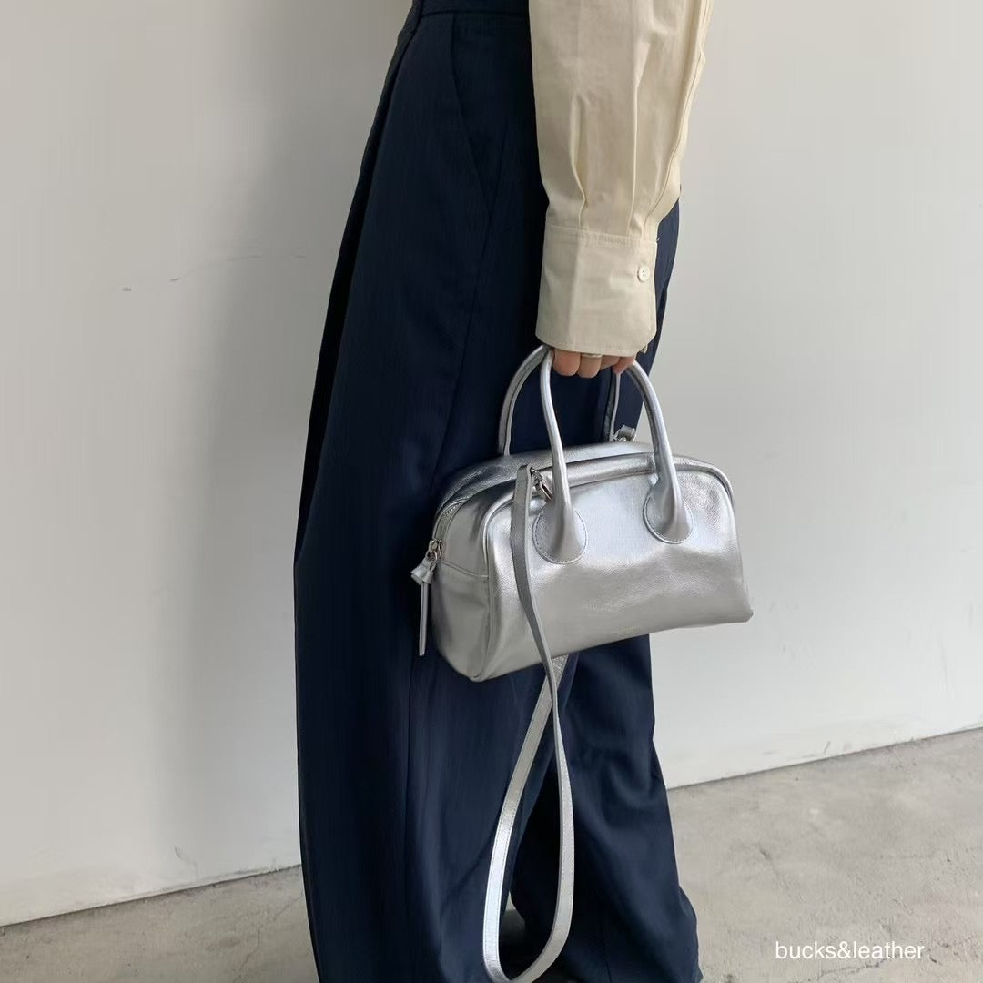 Mardi; mardi mercredi; 韓國代購；代購；korea; bag; leather; handbag; 牛皮；羊皮；手袋；皮袋；bucks & leather; fashion; 時裝； 韓國；正貨；正版；正品；韓國直送；代購直送；衛衣；hoodie; 東大門；韓國代購；韓國直送；韓國袋；韓國手袋；韓國製造；真皮手袋；牛皮袋；羊皮袋；korea; made in korea; 韓國正版