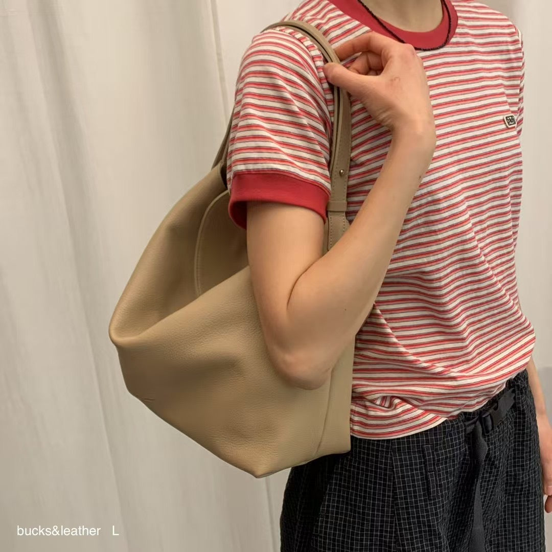 B120L磁石扣實用Tote Bag （大）