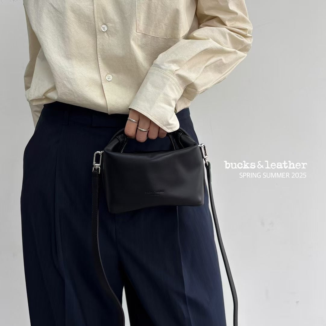 Mardi; mardi mercredi; 韓國代購；代購；korea; bag; leather; handbag; 牛皮；羊皮；手袋；皮袋；bucks & leather; fashion; 時裝； 韓國；正貨；正版；正品；韓國直送；代購直送；衛衣；hoodie; 東大門；韓國代購；韓國直送；韓國袋；韓國手袋；韓國製造；真皮手袋；牛皮袋；羊皮袋；korea; made in korea; 韓國正版