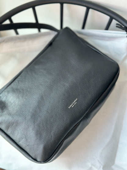 B211 Porter Bag
