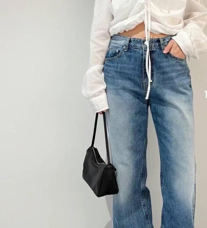 Mardi; mardi mercredi; 韓國代購；代購；korea; bag; leather; handbag; 牛皮；羊皮；手袋；皮袋；bucks & leather; fashion; 時裝； 韓國；正貨；正版；正品；韓國直送；代購直送；衛衣；hoodie; 東大門；韓國代購；韓國直送；韓國袋；韓國手袋；韓國製造；真皮手袋；牛皮袋；羊皮袋；korea; made in korea; 韓國正版