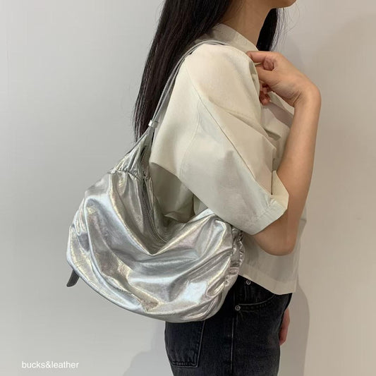 Mardi; mardi mercredi; 韓國代購；代購；korea; bag; leather; handbag; 牛皮；羊皮；手袋；皮袋；bucks & leather; fashion; 時裝； 韓國；正貨；正版；正品；韓國直送；代購直送；衛衣；hoodie; 東大門；韓國代購；韓國直送；韓國袋；韓國手袋；韓國製造；真皮手袋；牛皮袋；羊皮袋；korea; made in korea; 韓國正版